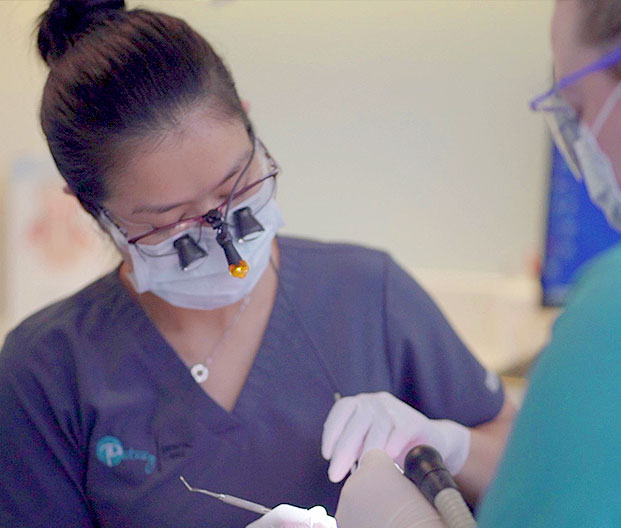 Dentists Remove Tartar
